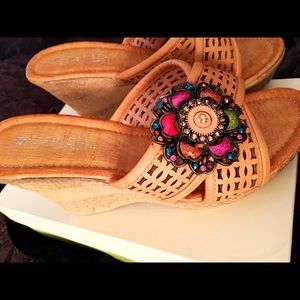 PATRIZIA BY SPRING STEP BELL WEDGES SIZE 8.5 NIB